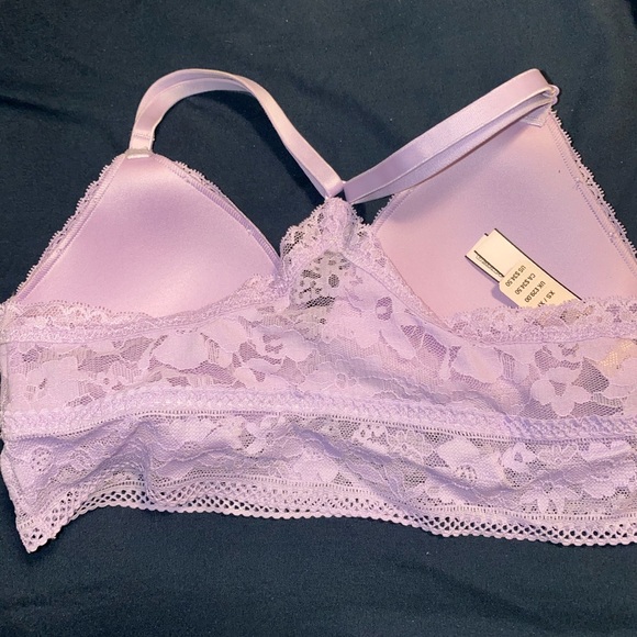 Victoria’s secret with padding bralette - Picture 2 of 3